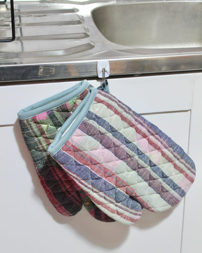 Sticky Fingers Kitchen Gloves [Blossom Blurr]