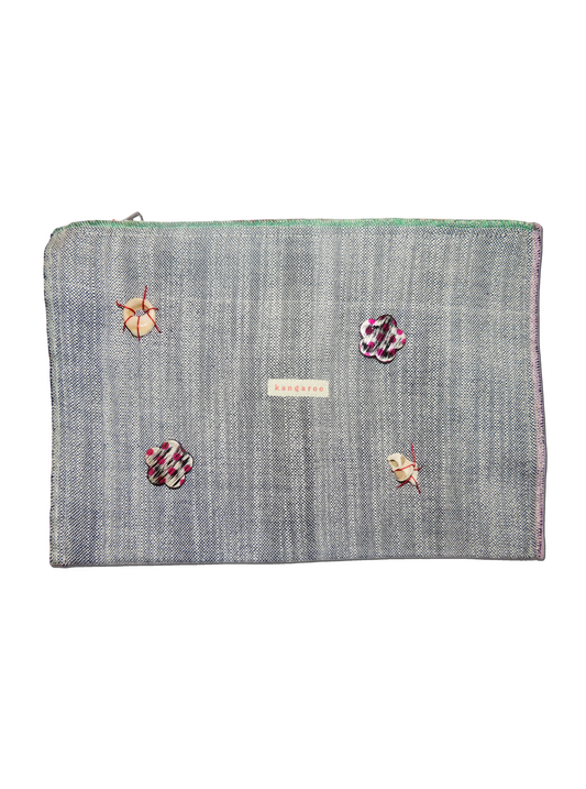 Happy Hour Flat Pouch [in gray]